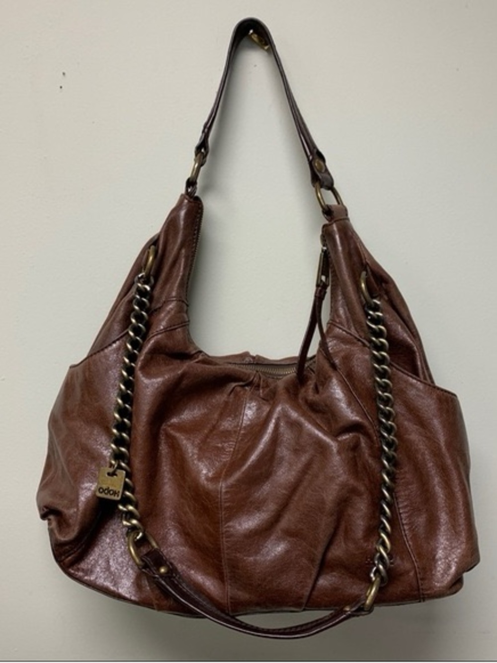 Hobo Brown Leather Hobo-style bag with leather shoulder strap & chain strap
